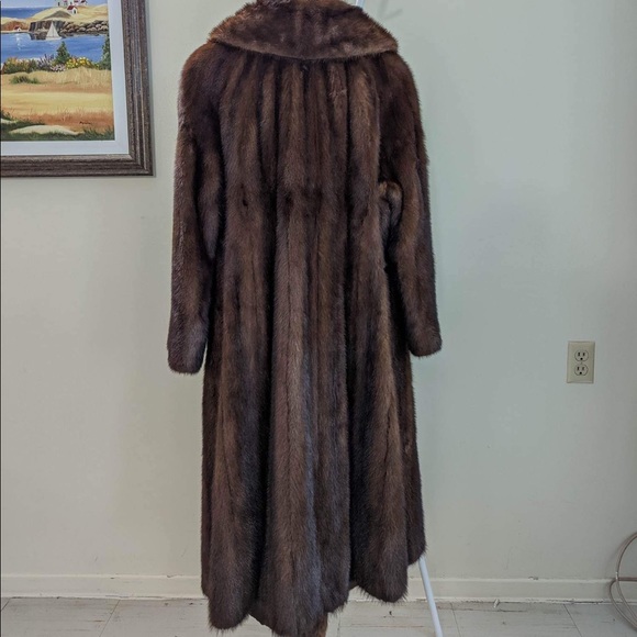 **SOLD** Vintage Mink Coat - Picture 2 of 13